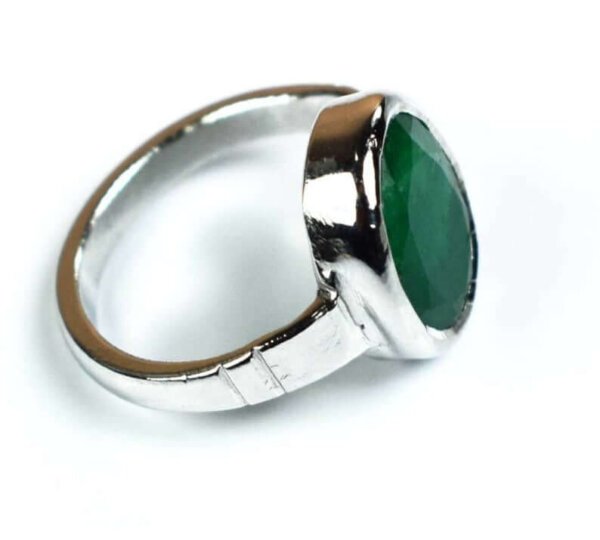 Natural Colombian Emerald Ring