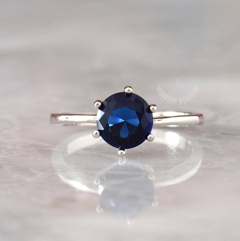 Royal Blue Sapphire Ring, Round Brilliant Sapphire Engagement Ring ...