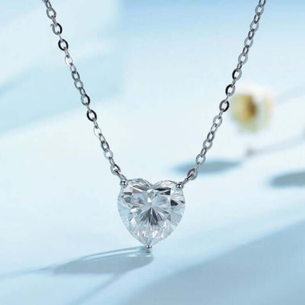 heart moissanite necklace