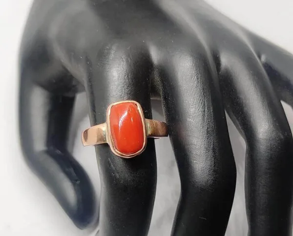 Natural red coral cylindrical shape (moonga) gemstone copper ring