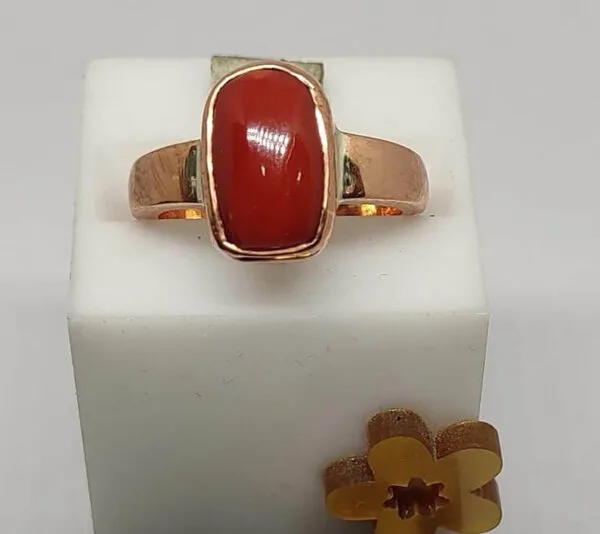 Natural red coral cylindrical shape (moonga) gemstone copper ring