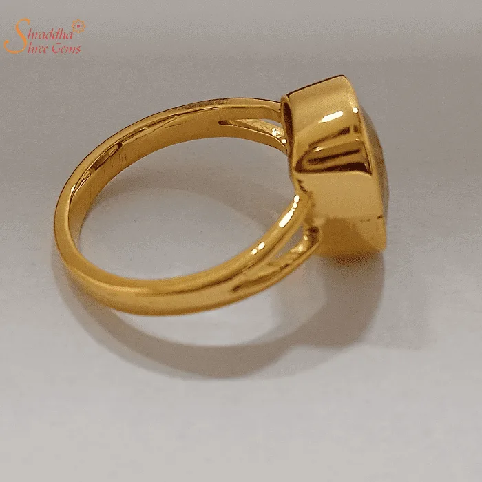 Yellow Sapphire Ring For Astrology