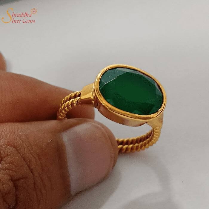 10k Yellow Gold Green Stone Ring - Grimal Jewelry