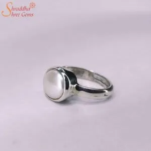 Adjustable Pearl Gemstone Ring