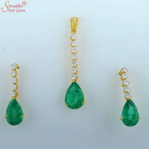 Emerald Gemstone & Moissanite Diamond Pendant Set