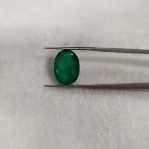 7.59  Carat or 8.41 Ratti Natural Zambian Panna