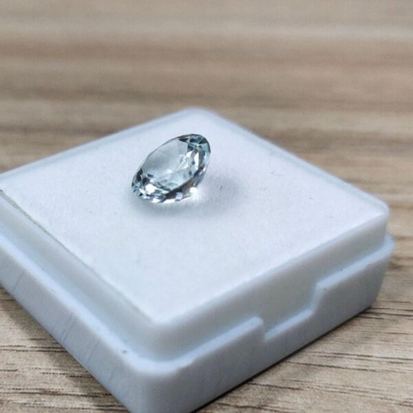 Round Shape Aquamarine Gemstone