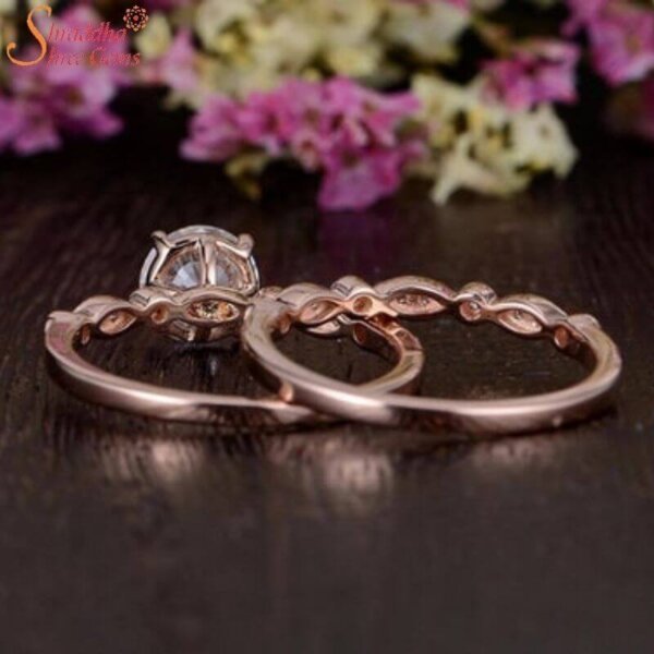 Unique Design Moissanite Diamond Bridal Ring Set
