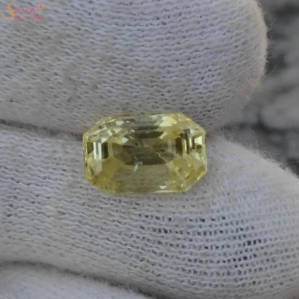 5 carat hight quality yellow sapphire gemstone (4) Emerald Shape 5 Carat Yellow Sapphire Gemstone