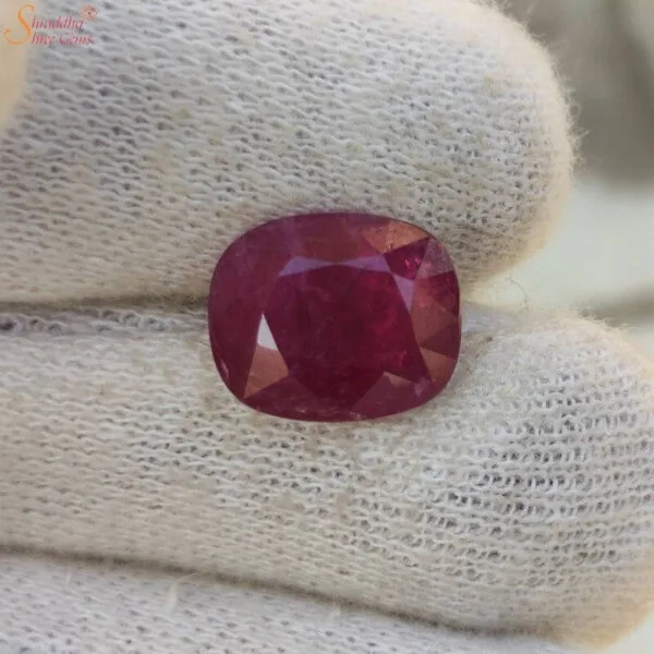 Certified 7 Carat Ruby (Manik) Gemstone