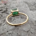 Natural Emerald (Panna) Gemstone