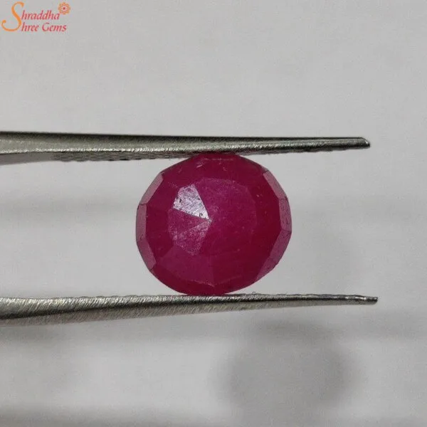 loose mozambique ruby gemstone