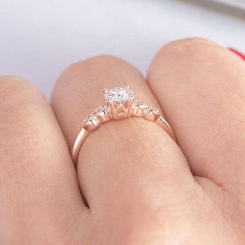 Style Guide: How to Choose an Oval Engagement Ring with Wedding Band i -  GOODSTONE
