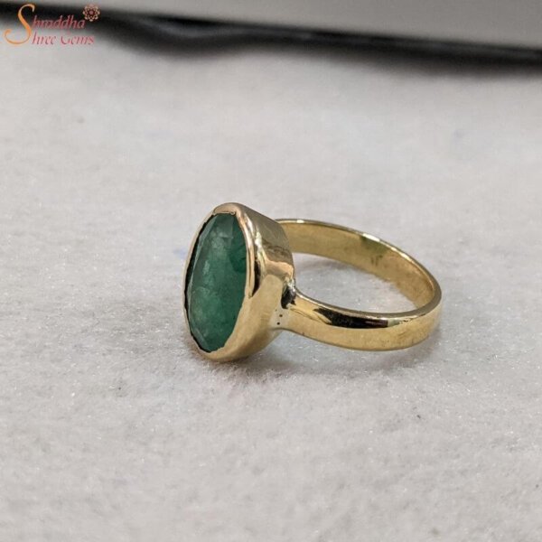 natural emerald panna gemstone ring