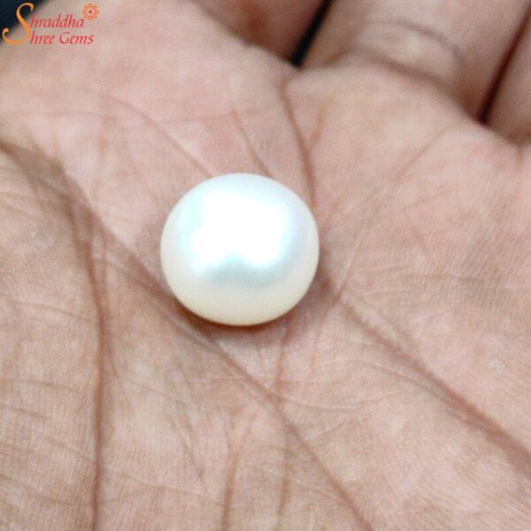 natural pearl gemstone