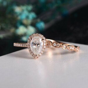 Pear Cut Diamond Wedding Ring Set, Moissanite Ring