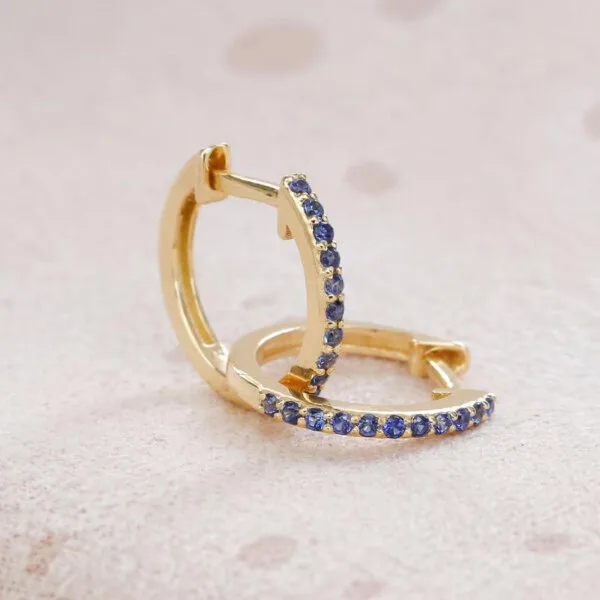 small blue sapphire gemstone earrings