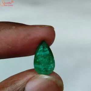 2 carat pear shape loose emerald gemstone