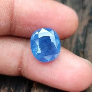 6.86 carat loose blue sapphire gemstone