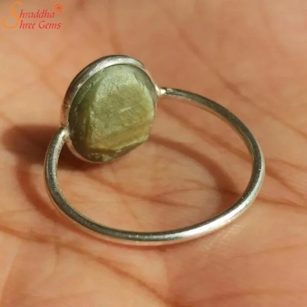 natural cats eye stone ring