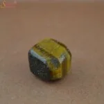 natural tiger eye tumble stone