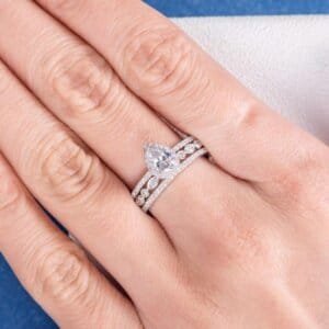 pear cut moissanite diamond wedding ring set