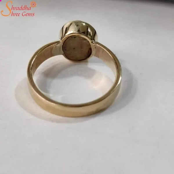 apatite cat's eye gemstone ring