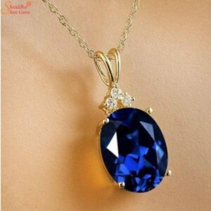 Oval Shape Blue Sapphire Pendant With Moissanite Diamond