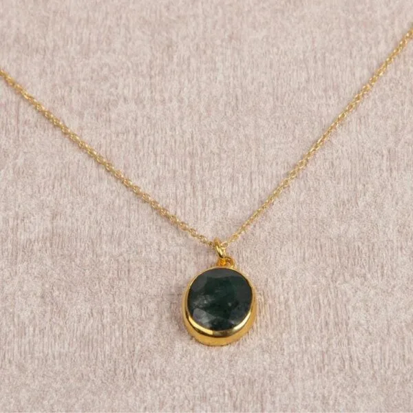 emerald gemstone necklace