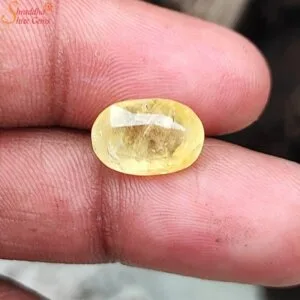 loose yellow sapphire gemstone