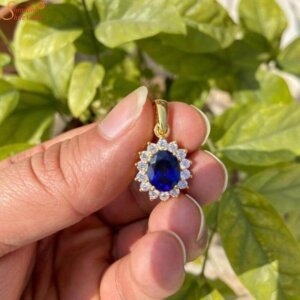 Natural Blue Sapphire Gemstone Pendant With Moissanite Diamond