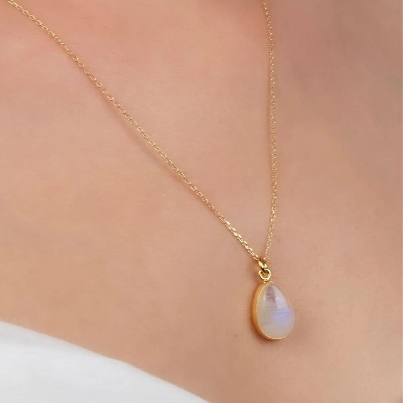Elegant moonstone necklace, available for purchase at natur