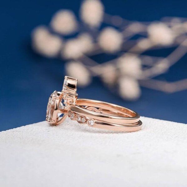 oval moissanite diamond art deco band engagement ring