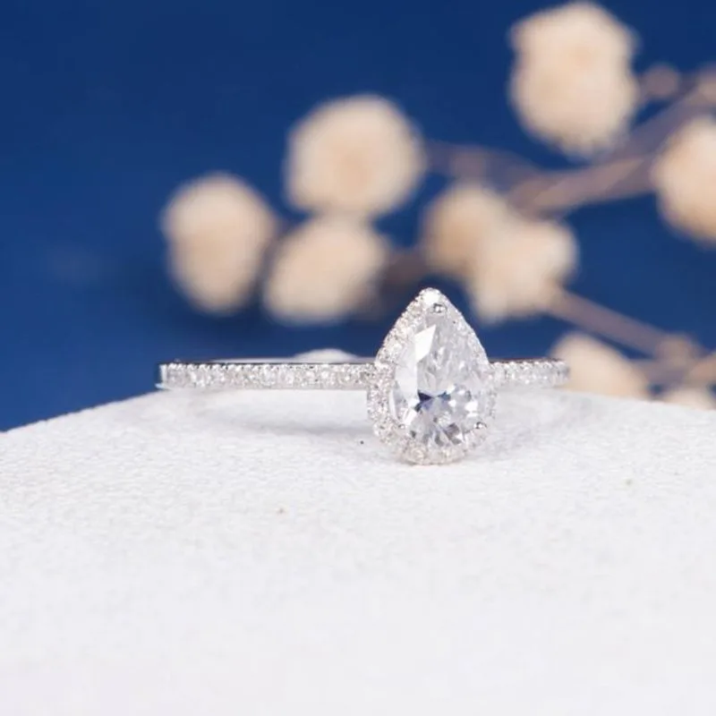 pear cut moissanite diamond engagement ring