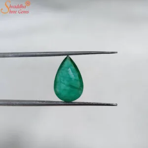 pear shape emerald gemstone