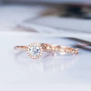 round shape moissanite engagement ring set
