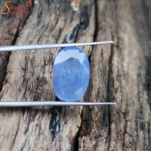 natural blue sapphire gemstone