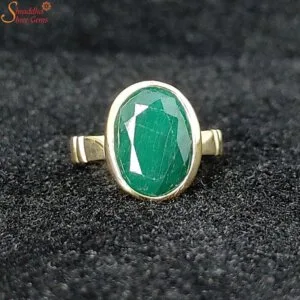 natural emerald gemstone ring