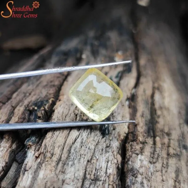 sri lanka yellow sapphire gemstone