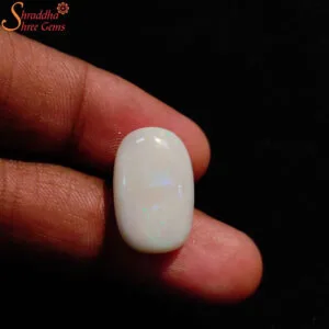 10 carat opal gemstone