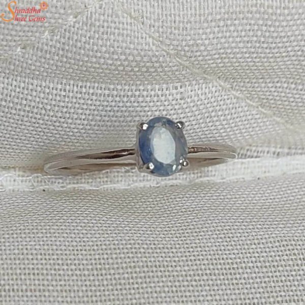 natural oval blue sapphire gemstone ring