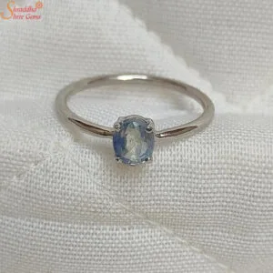 natural oval blue sapphire gemstone ring