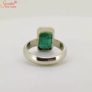 natural emerald gemstone ring
