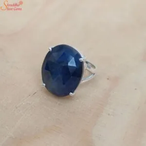 oval blue sapphire ring