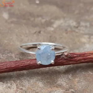 round blue sapphire gemstone ring