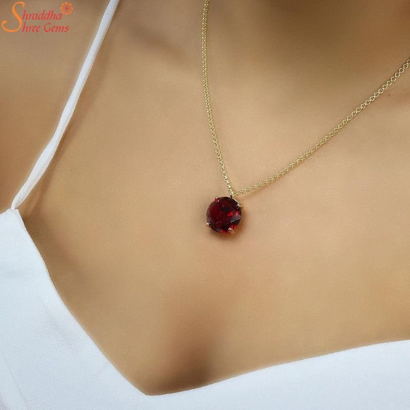 Buy 22Kt Modern Ruby Gemstone Gold Necklace 110VG7234 Online from Vaibhav  Jewellers