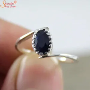 vintage blue sapphire gemstone ring