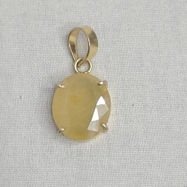 yellow sapphire gemstone panchdhatu