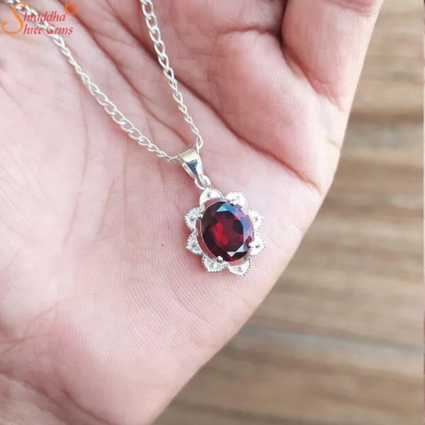 garnet silver pendant