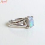 opal gemstone ring